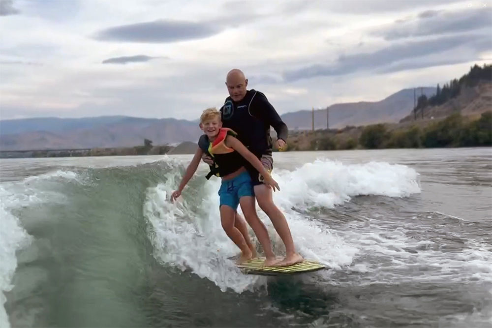 Wakesurfing on the Columbia River